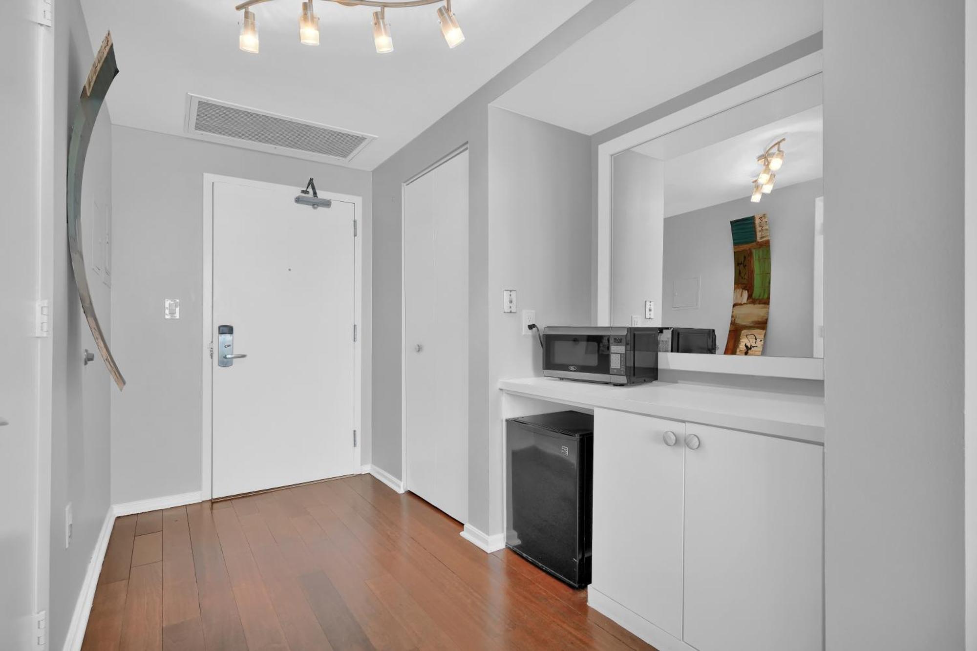 Tropical Paradise Spacious 3 Bedroom * Miami